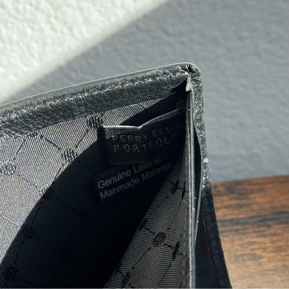 Perry Ellis Genuine Leather Bifold Wallet Black RFID Card Holder Men’s